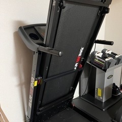 ランニングマシン　ルームランナー　ウォーキング