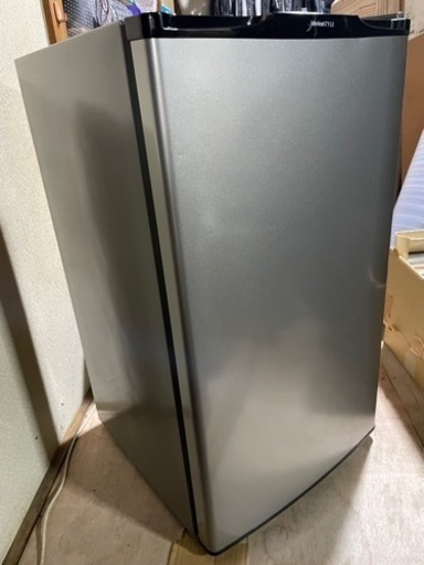 家電 キッチン家電 冷凍庫　60リットル　21年製