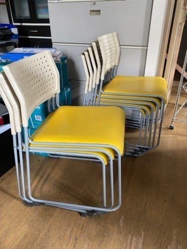家具 オフィス用家具  8脚のセット 椅子