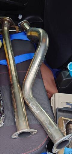 車のパーツ