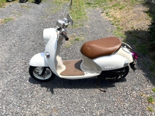 830.　動画あり　ヤマハ　ビーノ　SA37J  低走行　原付　バイク　50cc   車体 830. 動画あり ヤマハ ビーノ SA37J 低走行 原付 バイク 50cc 車体