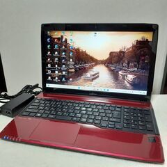 お取引中です】【15インチで見やすく作業が楽】core i7 8GB SSD（256）