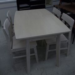 Franc franaダイニングテーブル入荷しました！！