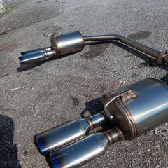 プリウス 社外マフラー