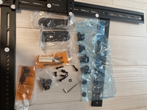 ハイセンス 50インチ テレビ リモコンとスピーカー台付き