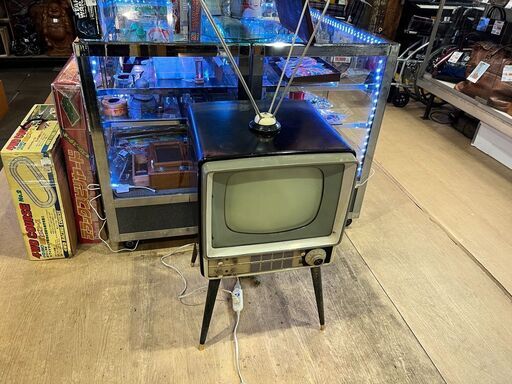 【愛品館 市原店】昭和レトロ ナショナル真空管テレビ ラビットアンテナ