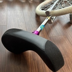 一輪車　20インチ競技用室内用　美品-GUCCI ワンピース 36サイズ お値下げしました