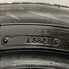 DUNLOP WINTER MAXX WM02 215/55R17 17インチ スタッドレス 4本 21年製 エスティマ ジューク ティアナ エスクード等　(KTK093)クレジットカード QRコード決済可能