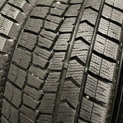 DUNLOP WINTER MAXX WM02 195/65R16 16インチ スタッドレス 4本 21年製 バリ溝 ロッキー ライズ レックス等　(MTO177)クレジットカード QRコード決済可能