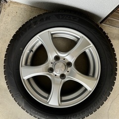 スタッドレスタイヤ、BLIZZAK VRX2