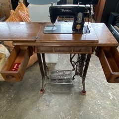 レトロ‼️ブラザー　足踏みミシン　HA1-B3　