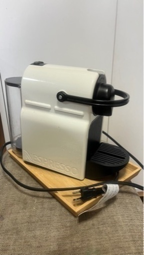 ネスプレッソ　エスプレッソメーカー　中古