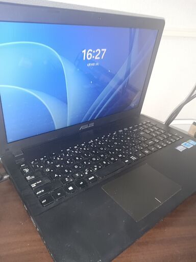 ASUS　SSD＋HDD搭載　メモリ4G 　　Wifi対応　薄型スリム