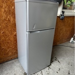 F1801   冷蔵庫　2014年　109L F1801 冷蔵庫 2014年 109L