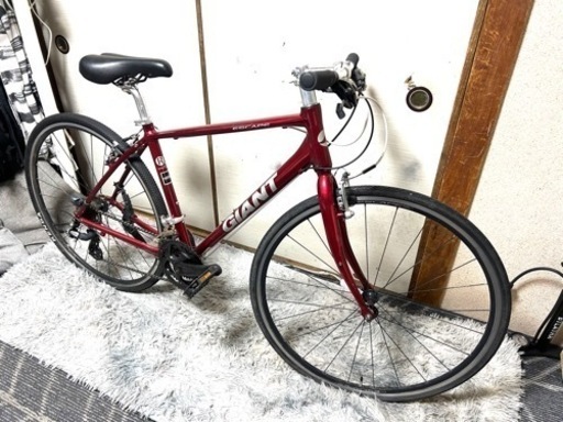 GAIANT.escapeクロスバイク、SHIMANO24段変速、サイズS