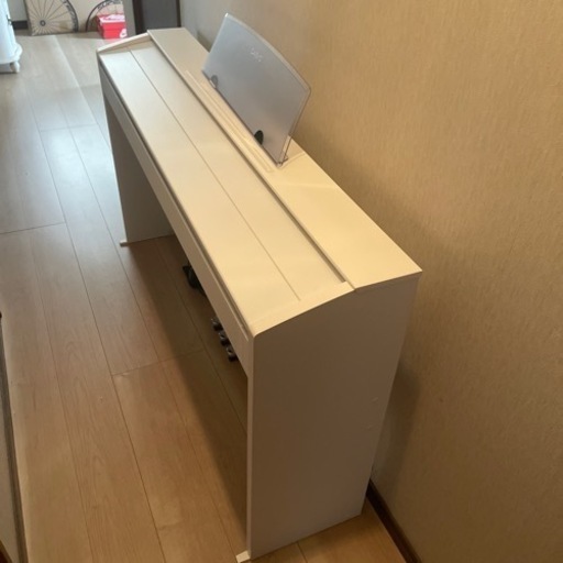 電子ピアノ