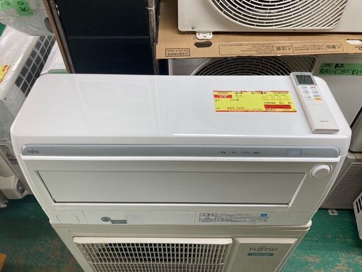 K05352　富士通　2019年製　中古エアコン　主に18畳用　冷房能力　5.6KW ／ 暖房能力　6.7KW