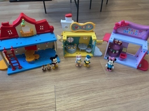 おもちゃ　ディズニー　DIYTOWNシリーズ