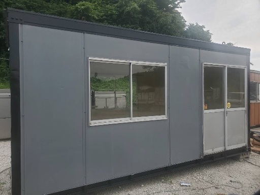 プレハブ　中古ユニットハウス　事務所　物置
