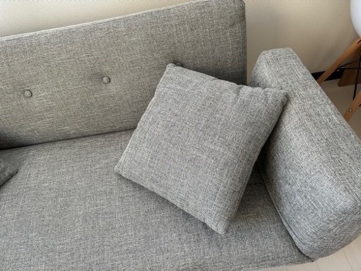 ベルベット調の2人掛けソファ フェザークッション仕様 | 【公式】LOWYA