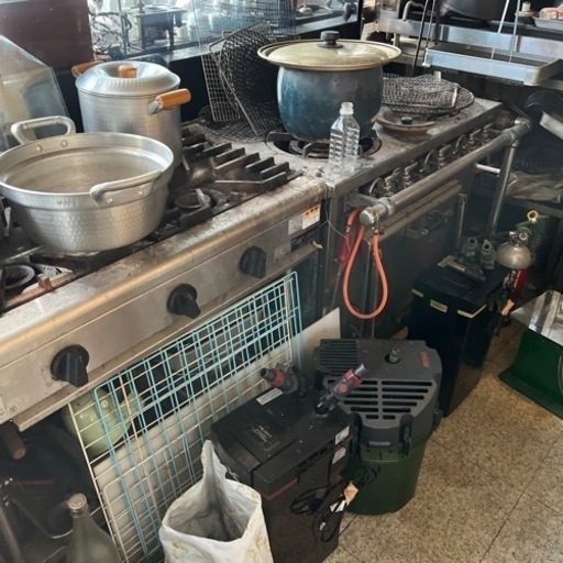 居酒屋厨房機器、厨房用品、食器、焼き鳥屋用品、ショーケース冷蔵庫
