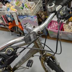 J095★サビ使用感★クロスバイク★opus corso★泥除け無し★3✕7段