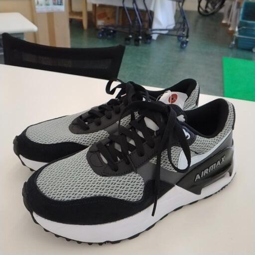NIKE AIRMAX スニーカー 24.5cm TJ5698