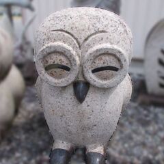 直接引き取り限定 岡山県 ジモティー特別価格 タカ 鷹 石像 置物 オブジェ