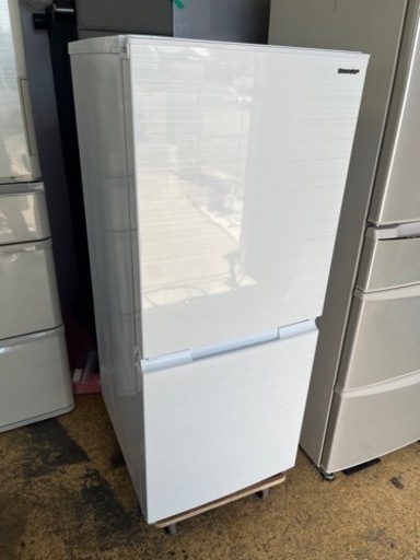 近隣送料無料!! 美品✨ SHARP 2ドア冷蔵庫 152L どっちもドア 2020年 SJ-D15G-W 家電 キッチン家電 冷蔵庫