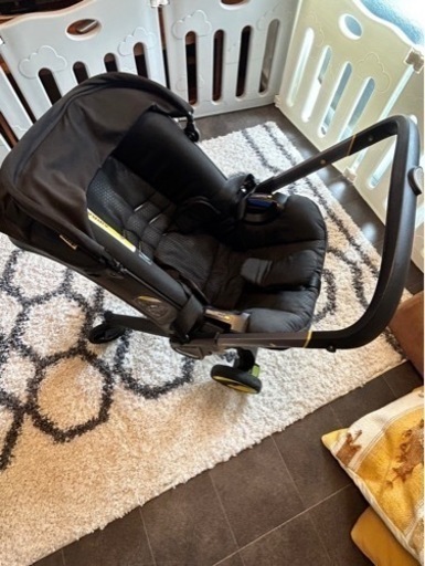 ドゥーナ doona doona ＋ベビーカー ISOFIXベースセット 1台3役 doona