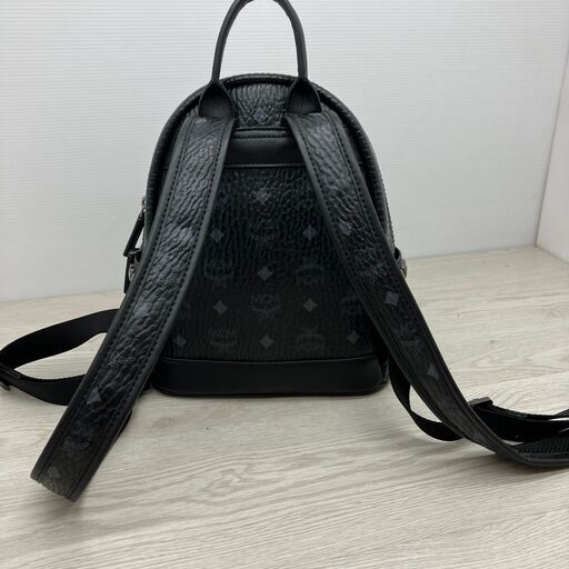 【美品】MCM　サンドスタッズリュック　調整可能ストラップ(B6-141)