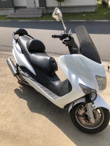 バイク ヤマハ　マジェスティ125