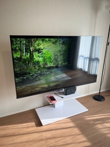 美品　65型テレビ
