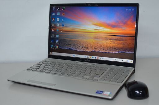 中古良品ノートパソコン 富士通 AH53/E3 Windows11+office 爆速SSD512GB core i7-1165G7メモリ8GB/15.6インチ/DVDマルチ/webカメラ/無線