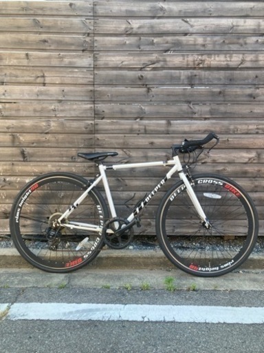 自転車 クロスバイク　ロードバイク
