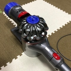 美品ダイソンSV10コードレス掃除機
