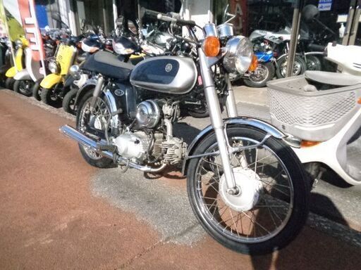 NO.5064　ＹＢ－１ＦＯＵＲ　４サイクルエンジン　クラッチ付４速ミッション車　シルバー＆ブラック　☆彡