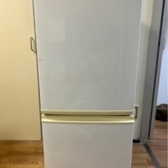 家電 キッチン家電 SHARP冷蔵庫137L 