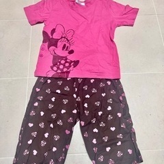 　　ミニーマウス★半袖パジャマ 130cmサイズ　子供服