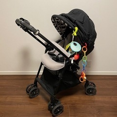 片手開閉OK】 コンビ スゴカル 4キャス エッグショック 専用枕（未使用