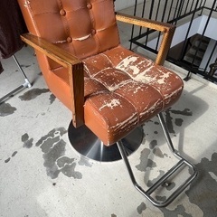 美容室　油圧式　椅子