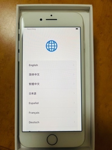 iPhone 8 64GB SIMフリー\n