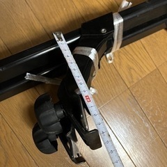 ハイエース　レジアスエースバンなどにルーフキャリアTHULE