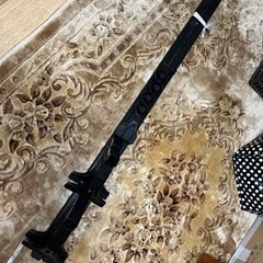 ハイエース　レジアスエースバンなどにルーフキャリアTHULE