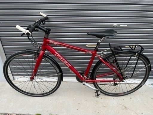 自転車 クロスバイク　トレック\n