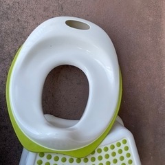 IKEAトイレ　補助便座と踏み台セット★トレーニングセット