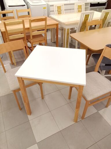 ★ジモティ割あり★ 二人掛けダイニングテーブルセットナチュラルH72×D70×W70クリーニング済み TC607
