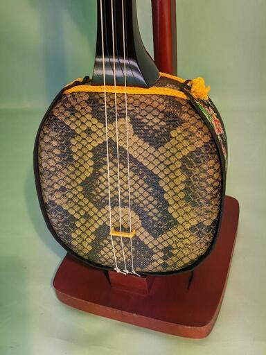 「新品」沖縄三線　人工皮　初心者　練習用