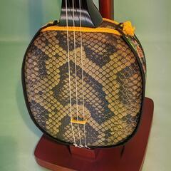 沖縄 三線　人工皮 楽天市場】沖縄三線 人工皮最高品質 凌音(Ryo-On) Aセット : 楽器の