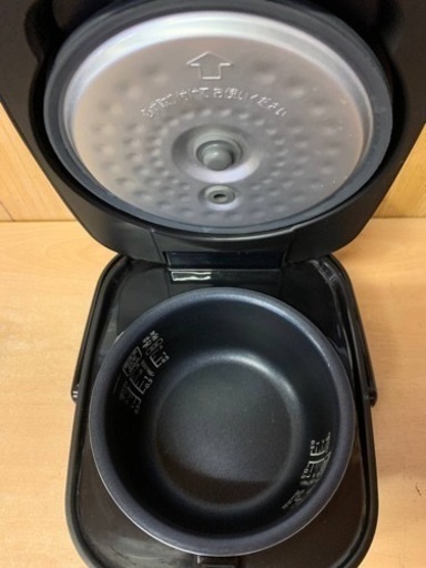 ☆ジモティ割あり☆ ZOUJIRUSHI 炊飯ジャー 5合 18年製 動作確認